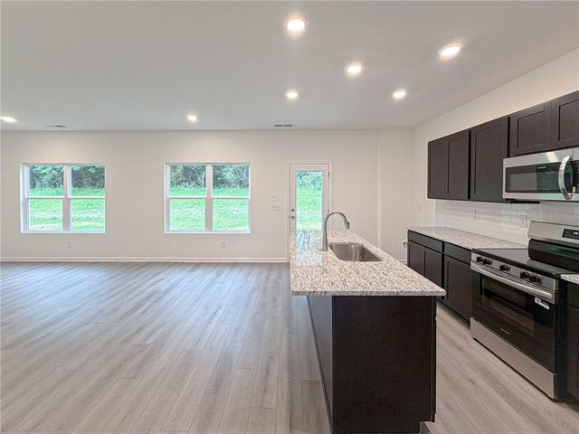 107 Stonecreek Avenue, Rockmart, GA 30153
