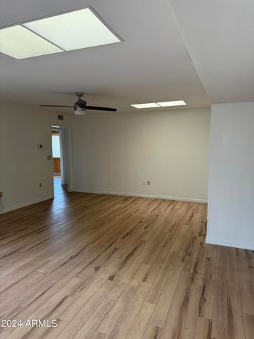10933 W Tropicana Circle, Sun City, AZ 85351