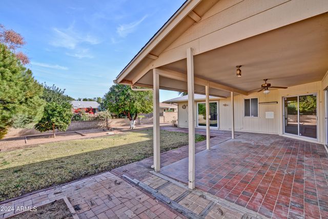 10933 W Tropicana Circle, Sun City, AZ 85351