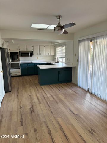 10933 W Tropicana Circle, Sun City, AZ 85351
