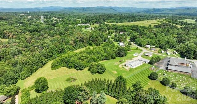 820 Suncrest Orchard Road, North Wilkesboro, NC 28659