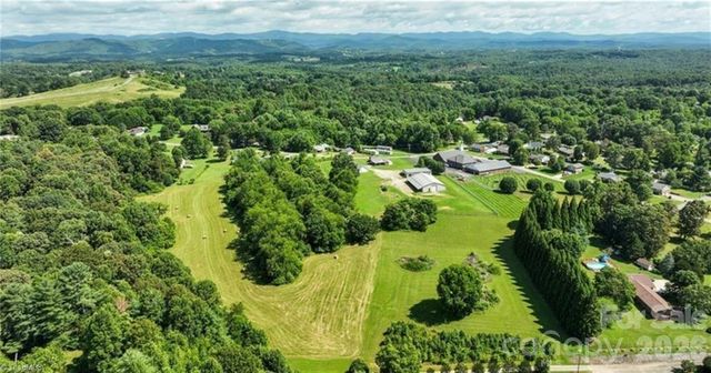 820 Suncrest Orchard Road, North Wilkesboro, NC 28659