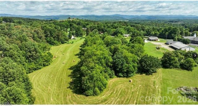 820 Suncrest Orchard Road, North Wilkesboro, NC 28659