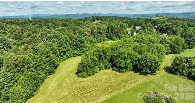 820 Suncrest Orchard Road, North Wilkesboro, NC 28659