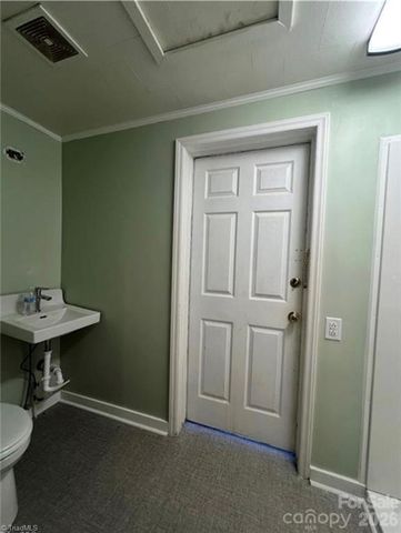 820 Suncrest Orchard Road, North Wilkesboro, NC 28659