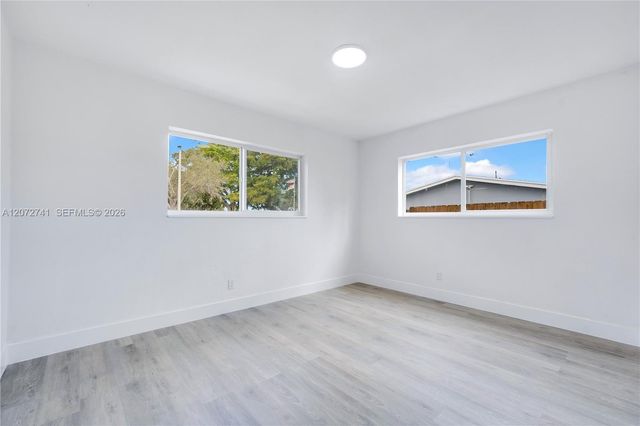 40 SE 3rd Terrace, Dania Beach, FL 33004