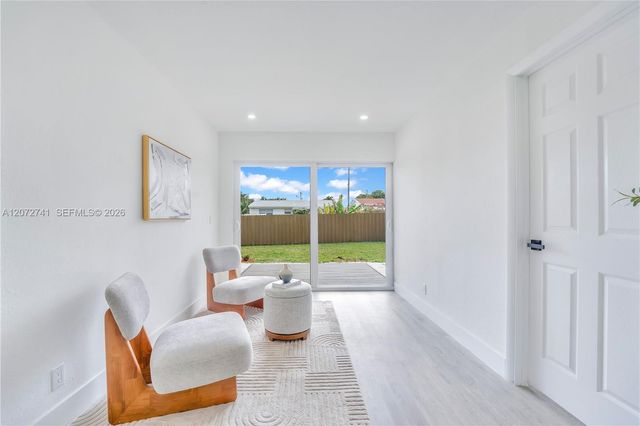 40 SE 3rd Terrace, Dania Beach, FL 33004