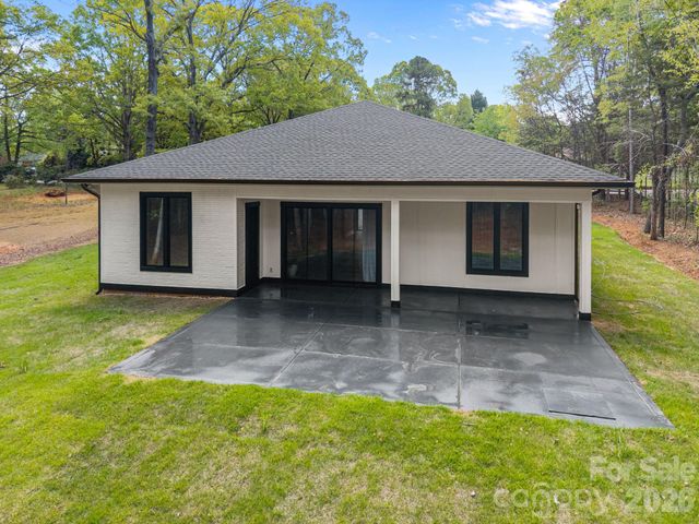 12930 Hamilton Road, Charlotte, NC 28273