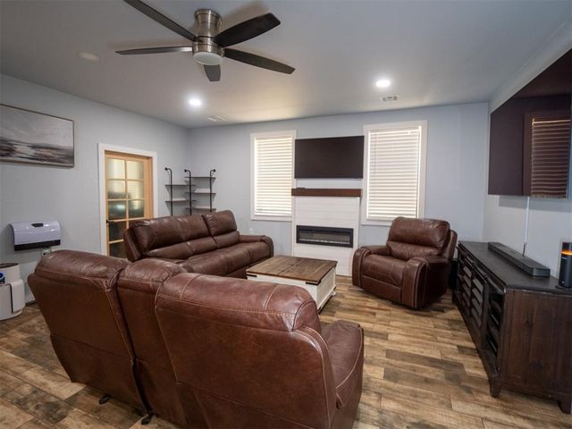 36606 Garretts Lake Road, Shawnee, OK 74804