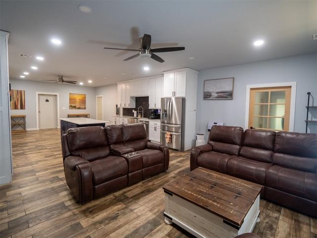 36606 Garretts Lake Road, Shawnee, OK 74804