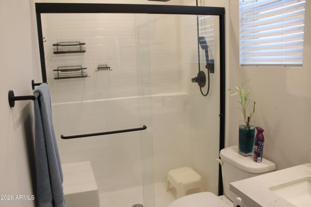 17258 W SELDON Lane, Waddell, AZ 85355