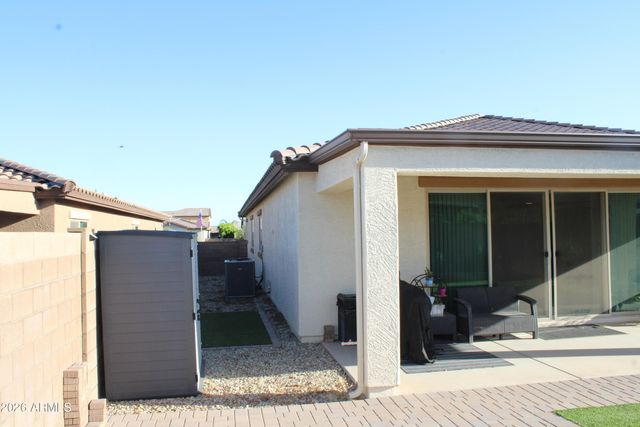 17258 W SELDON Lane, Waddell, AZ 85355