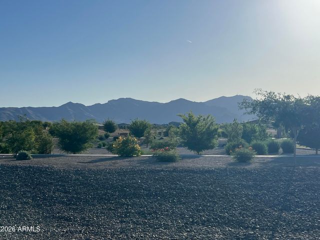 17258 W SELDON Lane, Waddell, AZ 85355