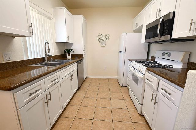 7677 Mission Gorge Rd 141, San Diego, CA 92120