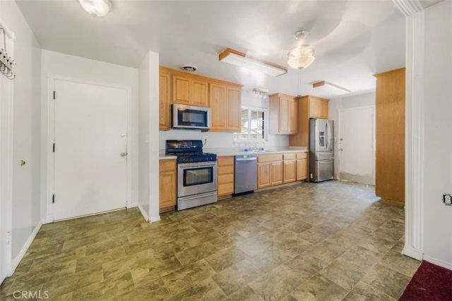 10050 Blanche Circle, Buena Park, CA 90620