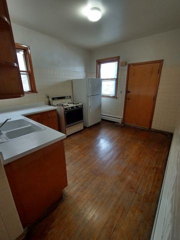 3646 W Wrightwood Avenue 2, Chicago, IL 60647