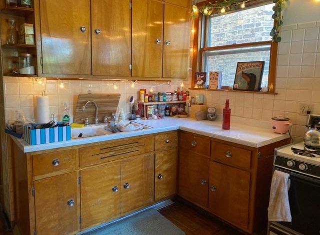 3646 W Wrightwood Avenue 2, Chicago, IL 60647