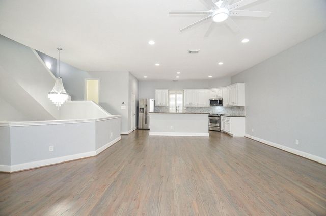 1016 Studer Street, Houston, TX 77007