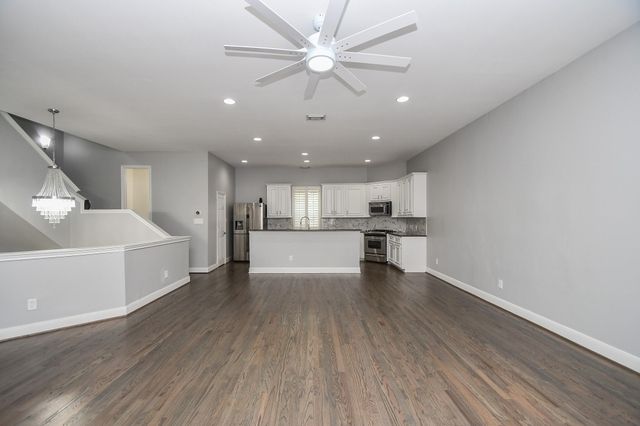 1016 Studer Street, Houston, TX 77007