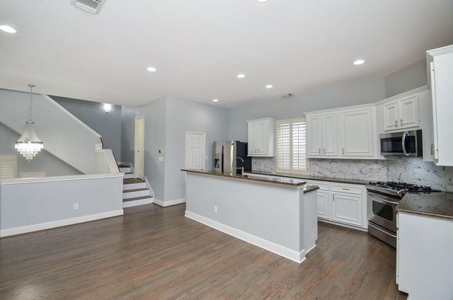 1016 Studer Street, Houston, TX 77007