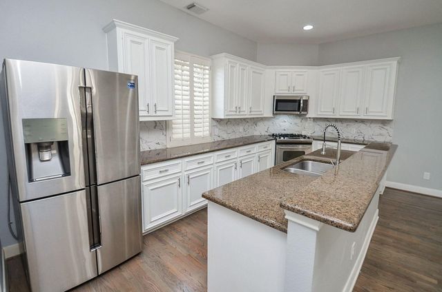 1016 Studer Street, Houston, TX 77007