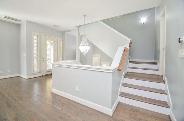 1016 Studer Street, Houston, TX 77007