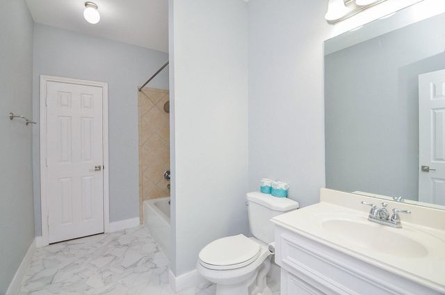 1016 Studer Street, Houston, TX 77007