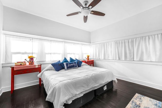 555 W D Street, Lemoore, CA 93245