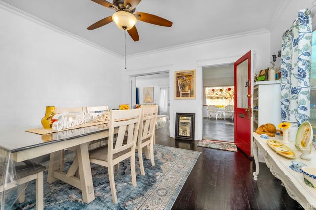 555 W D Street, Lemoore, CA 93245