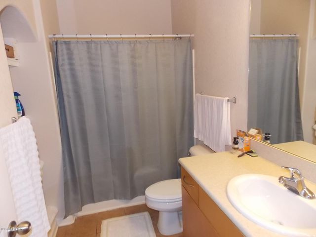 8290 GATE Parkway W 414, Jacksonville, FL 32216