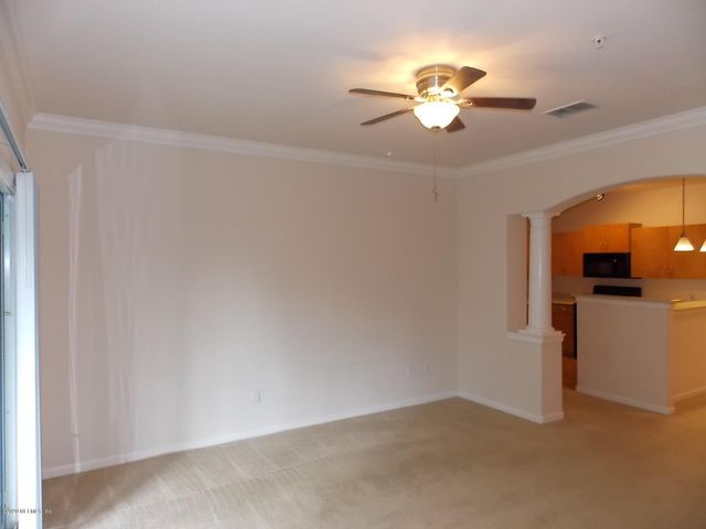 8290 GATE Parkway W 414, Jacksonville, FL 32216