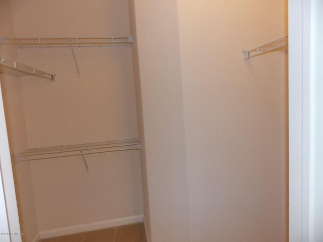 8290 GATE Parkway W 414, Jacksonville, FL 32216