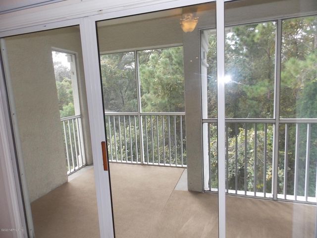 8290 GATE Parkway W 414, Jacksonville, FL 32216