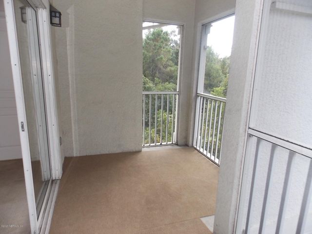 8290 GATE Parkway W 414, Jacksonville, FL 32216