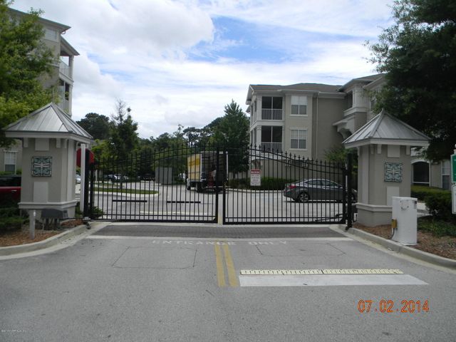 8290 GATE Parkway W 414, Jacksonville, FL 32216