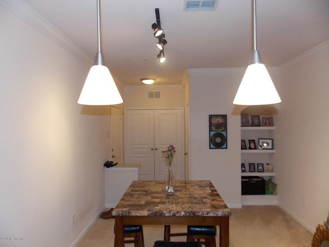 8290 GATE Parkway W 414, Jacksonville, FL 32216