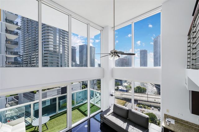 41 SE 5th St 1116, Miami, FL 33131