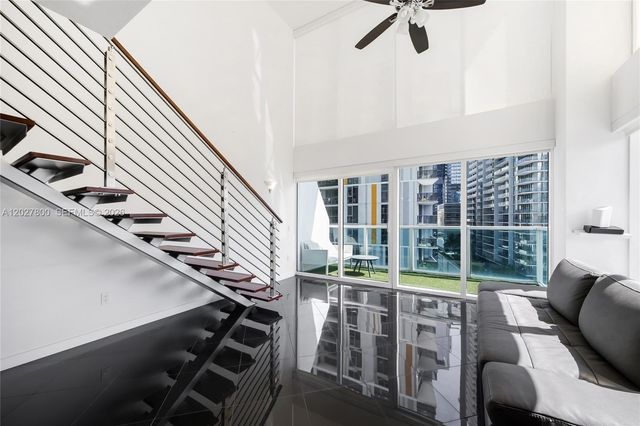 41 SE 5th St 1116, Miami, FL 33131