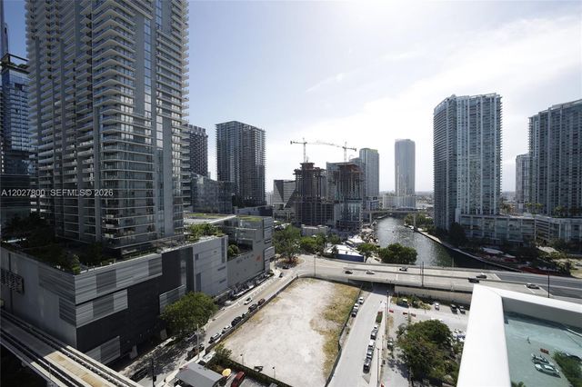 41 SE 5th St 1116, Miami, FL 33131