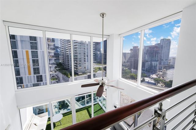 41 SE 5th St 1116, Miami, FL 33131