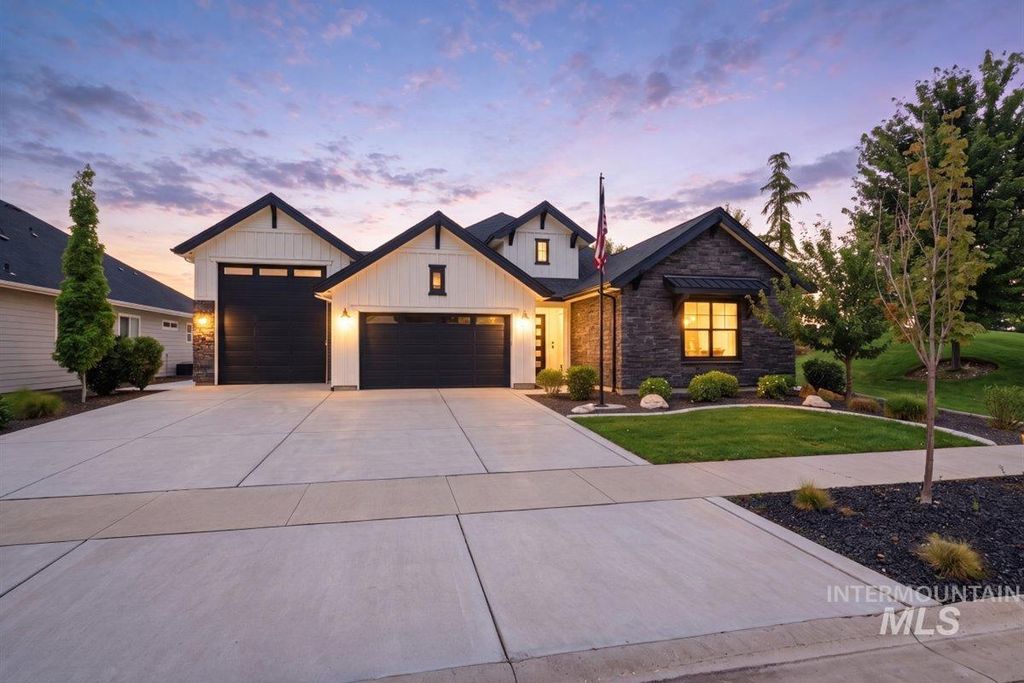 1461 N Diadora Ave, Eagle, ID 83616
