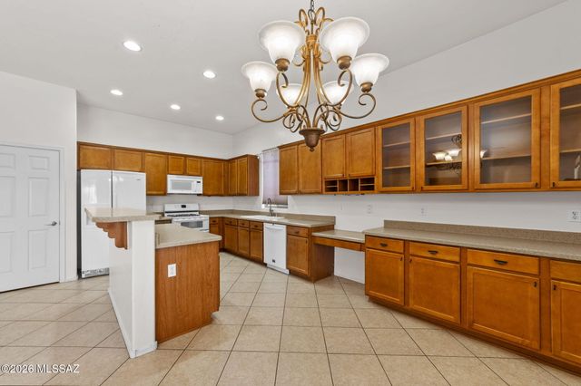 5821 W Aster Bloom Drive, Tucson, AZ 85735