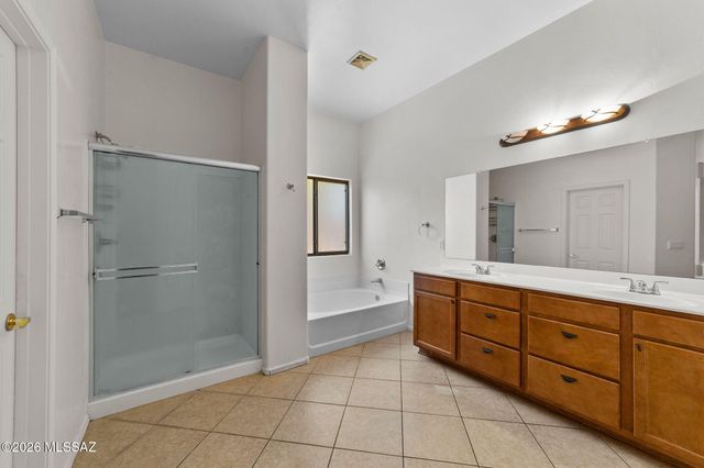 5821 W Aster Bloom Drive, Tucson, AZ 85735