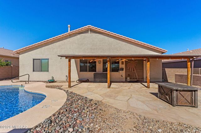 5821 W Aster Bloom Drive, Tucson, AZ 85735
