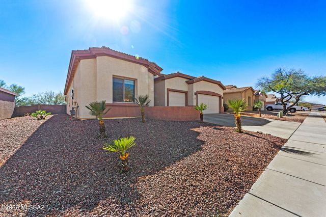 5821 W Aster Bloom Drive, Tucson, AZ 85735