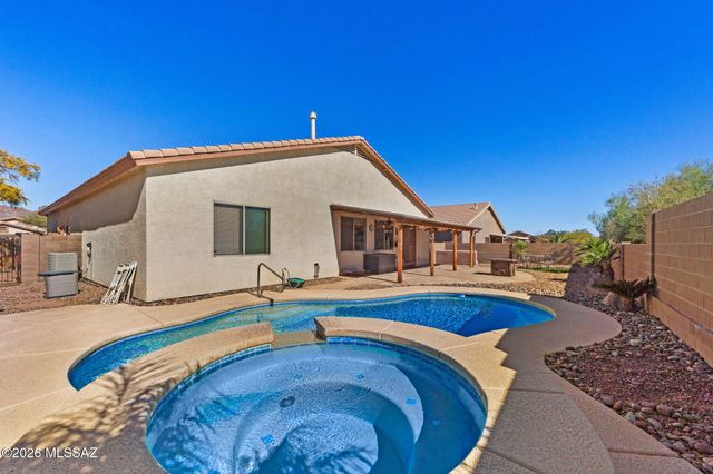 5821 W Aster Bloom Drive, Tucson, AZ 85735