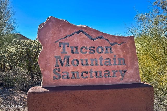 5821 W Aster Bloom Drive, Tucson, AZ 85735