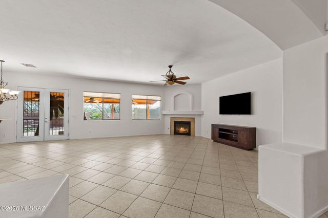 5821 W Aster Bloom Drive, Tucson, AZ 85735
