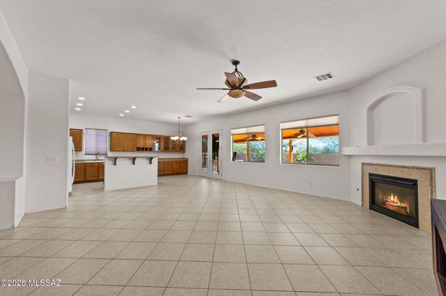 5821 W Aster Bloom Drive, Tucson, AZ 85735