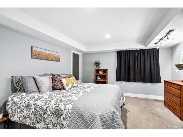 10633 Edgemont Ct, Highlands Ranch, CO 80129